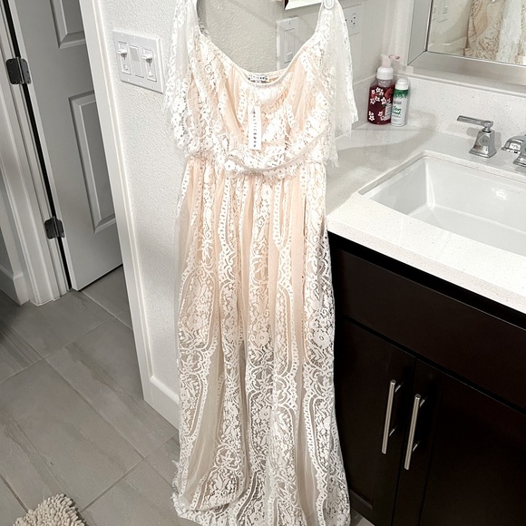 Baltic  Born Maxi dress - Picture 2 of 3